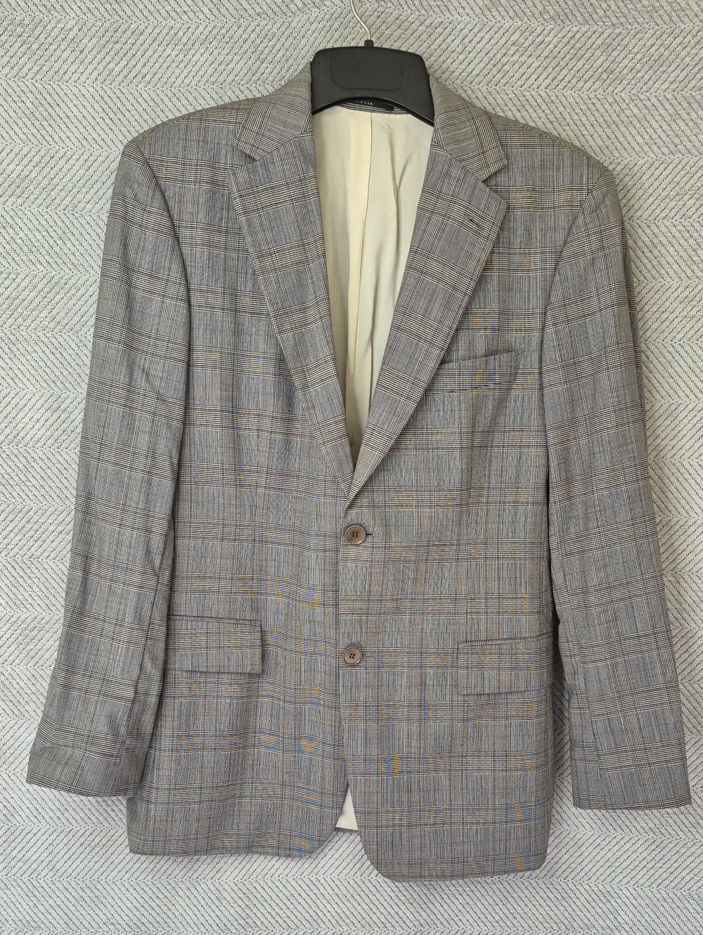 EUC Hugo Boss 100% Virgin Wool Plaid Sport Coat Blazer Gray Men's 38R